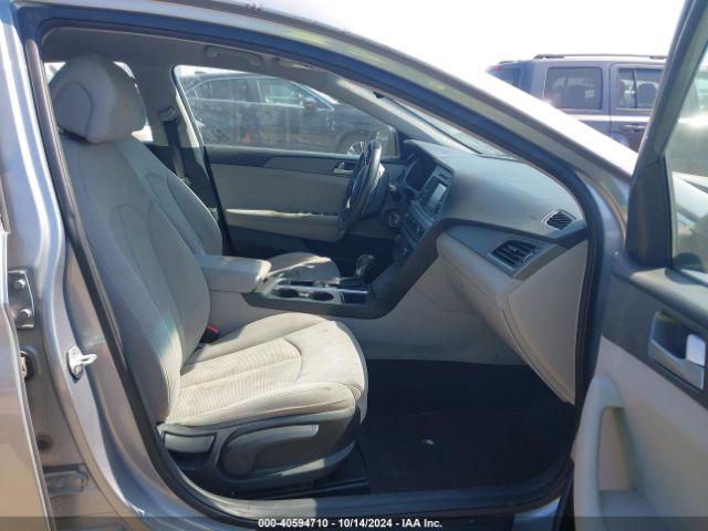 Photo 4 VIN: 5NPE24AF8GH262873 - HYUNDAI SONATA 