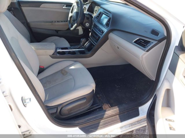 Photo 4 VIN: 5NPE24AF8GH265773 - HYUNDAI SONATA 