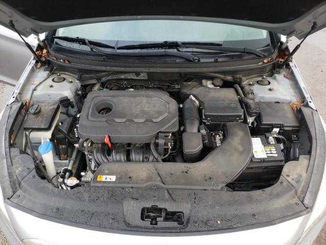 Photo 6 VIN: 5NPE24AF8GH266292 - HYUNDAI SONATA SE 