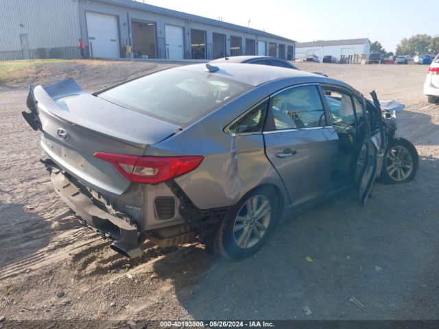 Photo 3 VIN: 5NPE24AF8GH275414 - HYUNDAI SONATA 