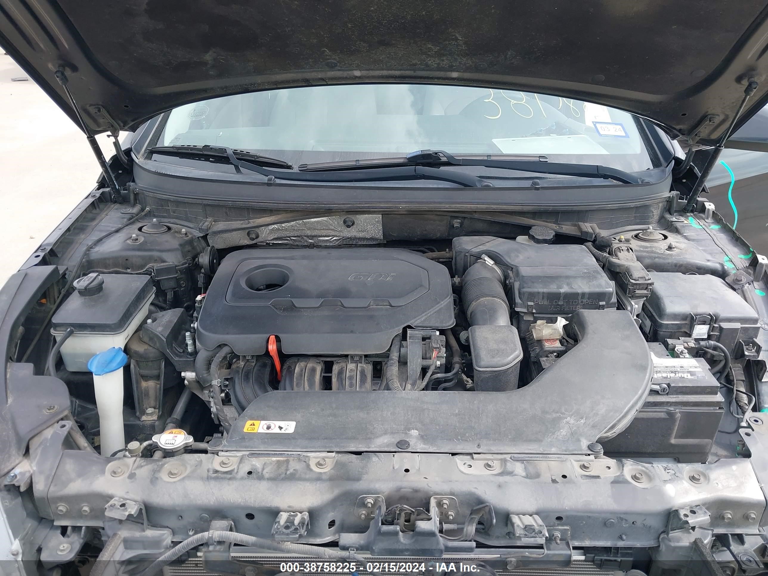 Photo 9 VIN: 5NPE24AF8GH277289 - HYUNDAI SONATA 