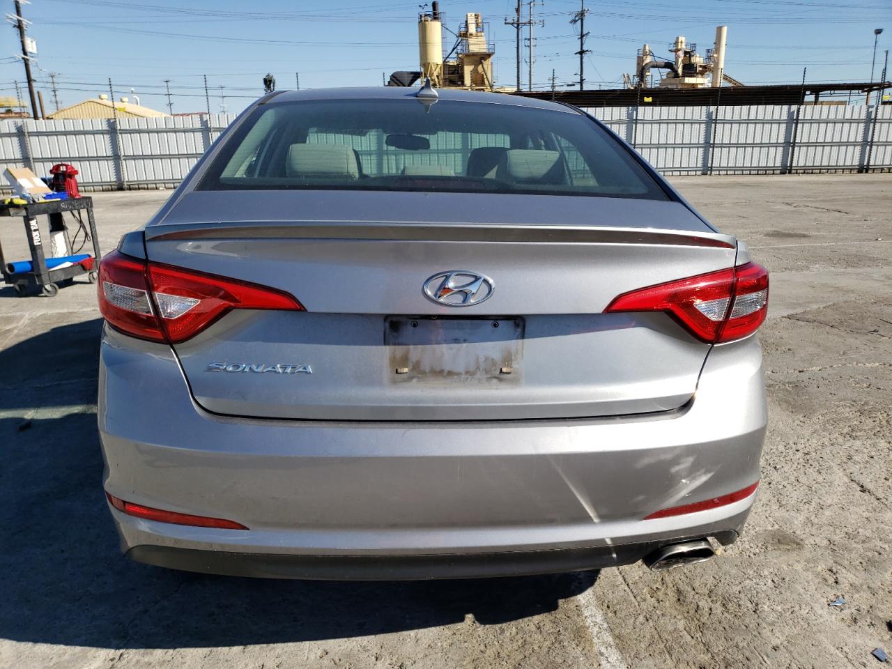 Photo 5 VIN: 5NPE24AF8GH281455 - HYUNDAI SONATA 