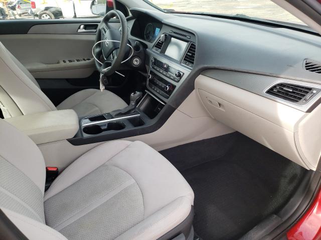 Photo 4 VIN: 5NPE24AF8GH284923 - HYUNDAI SONATA SE 