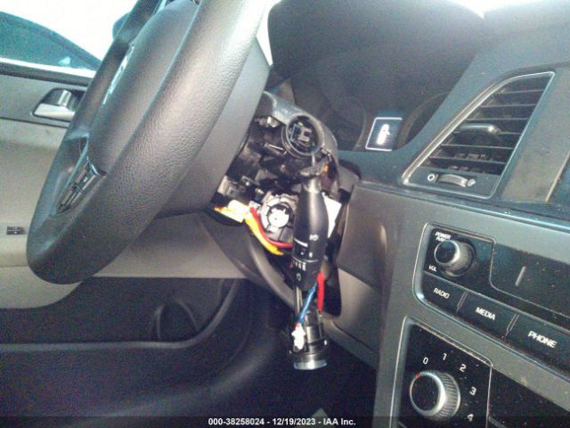 Photo 5 VIN: 5NPE24AF8GH290642 - HYUNDAI SONATA 