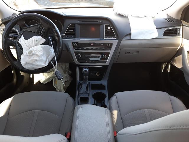 Photo 8 VIN: 5NPE24AF8GH298286 - HYUNDAI SONATA SE 