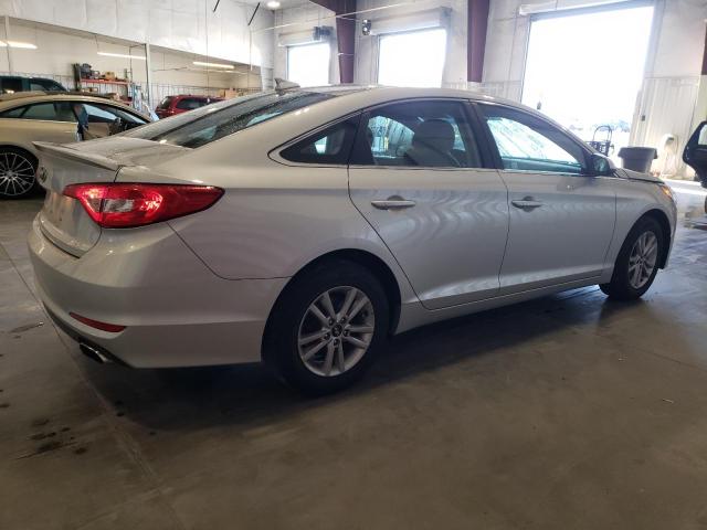 Photo 2 VIN: 5NPE24AF8GH304698 - HYUNDAI SONATA SE 