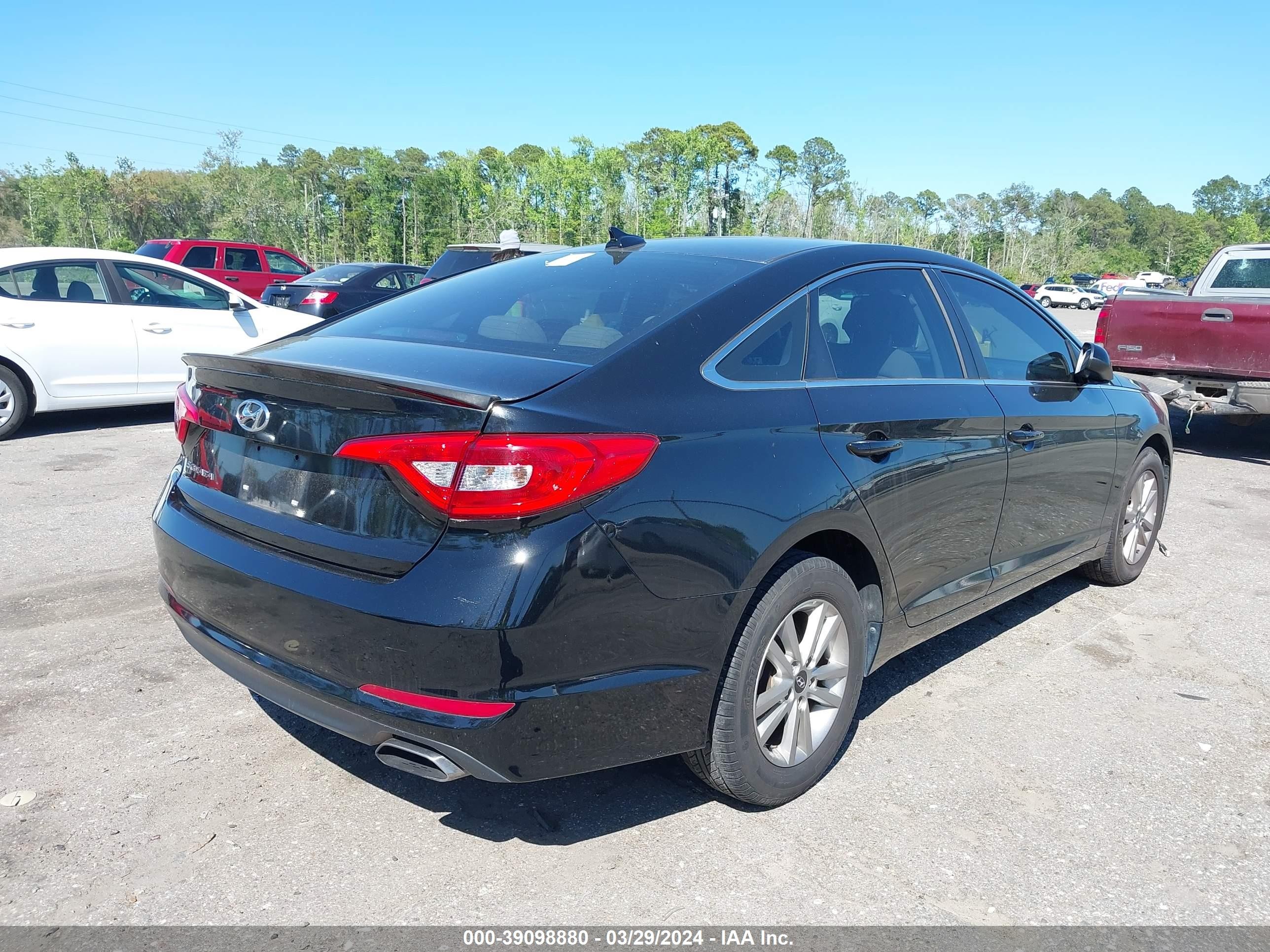 Photo 3 VIN: 5NPE24AF8GH315345 - HYUNDAI SONATA 