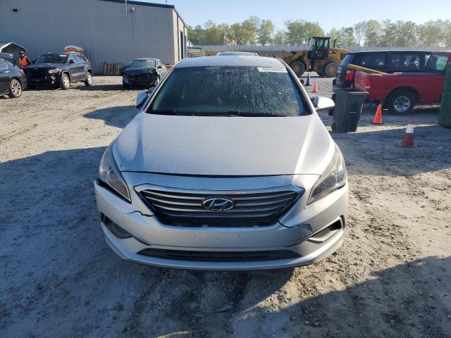 Photo 4 VIN: 5NPE24AF8GH331741 - HYUNDAI SONATA SE 