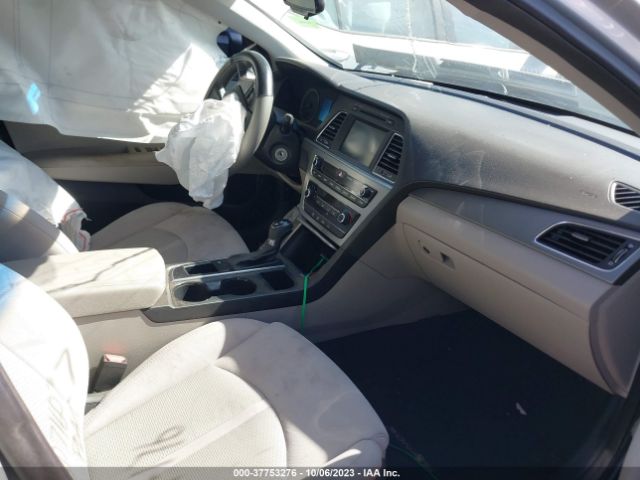 Photo 4 VIN: 5NPE24AF8GH346773 - HYUNDAI SONATA 