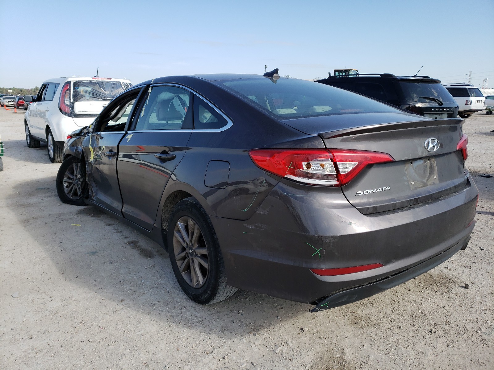 Photo 2 VIN: 5NPE24AF8GH351469 - HYUNDAI SONATA SE 