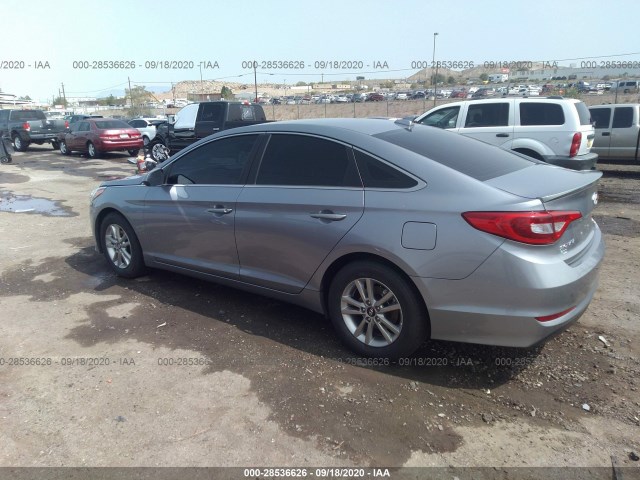 Photo 2 VIN: 5NPE24AF8GH358406 - HYUNDAI SONATA 