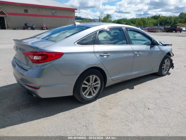 Photo 3 VIN: 5NPE24AF8GH359622 - HYUNDAI SONATA 