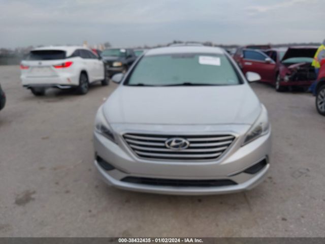 Photo 5 VIN: 5NPE24AF8GH385296 - HYUNDAI SONATA 