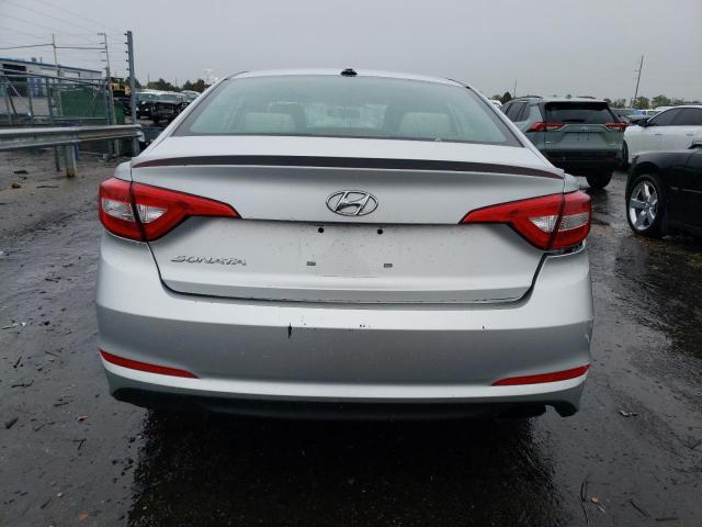 Photo 5 VIN: 5NPE24AF8GH385315 - HYUNDAI SONATA SE 