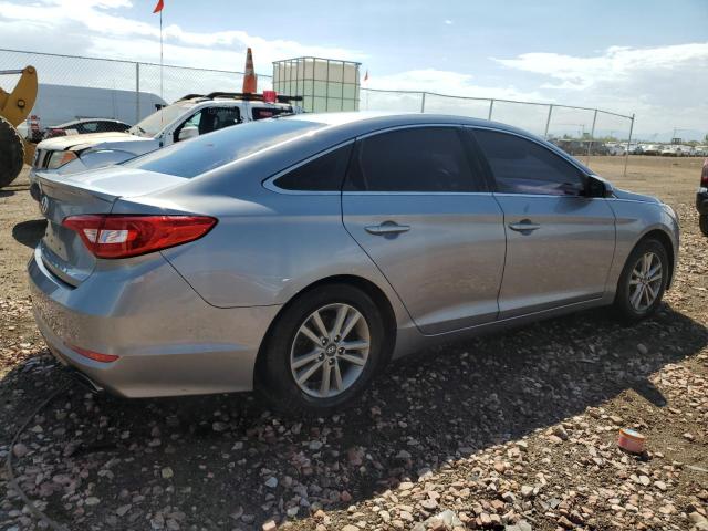 Photo 3 VIN: 5NPE24AF8GH386609 - HYUNDAI SONATA SE 