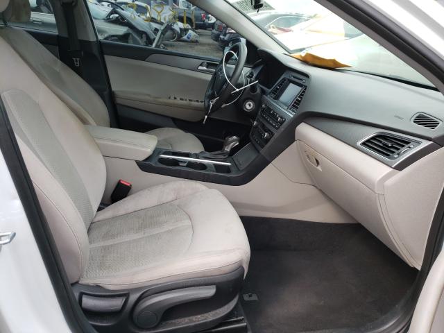 Photo 4 VIN: 5NPE24AF8GH387632 - HYUNDAI SONATA SE 