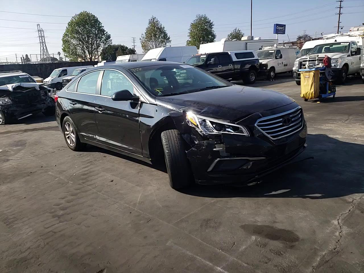 Photo 10 VIN: 5NPE24AF8GH393978 - HYUNDAI SONATA SE 