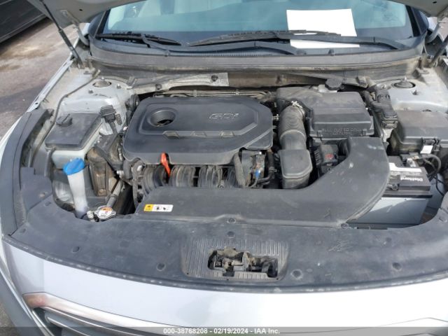 Photo 9 VIN: 5NPE24AF8GH397657 - HYUNDAI SONATA 