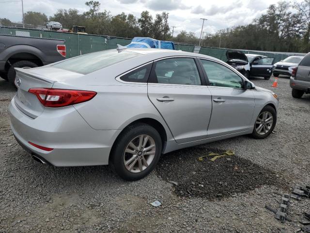 Photo 2 VIN: 5NPE24AF8GH416823 - HYUNDAI SONATA SE 