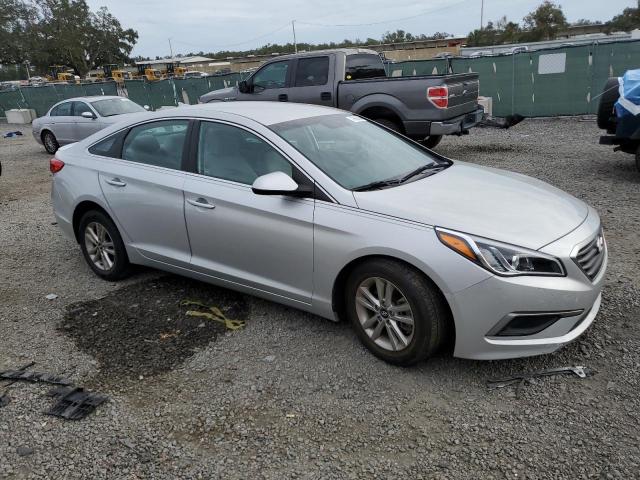 Photo 3 VIN: 5NPE24AF8GH416823 - HYUNDAI SONATA SE 