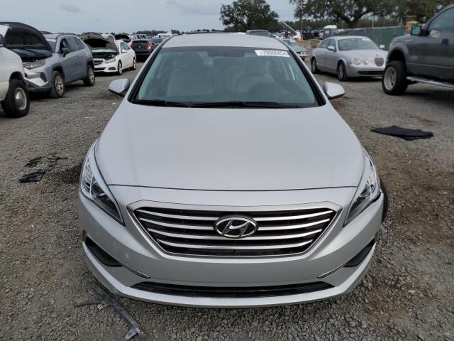 Photo 4 VIN: 5NPE24AF8GH416823 - HYUNDAI SONATA SE 