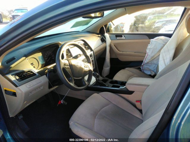 Photo 4 VIN: 5NPE24AF8HH439889 - HYUNDAI SONATA 