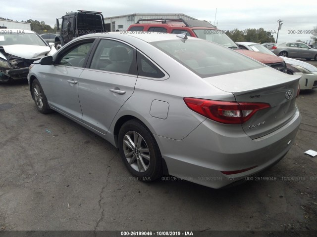 Photo 2 VIN: 5NPE24AF8HH446647 - HYUNDAI SONATA 