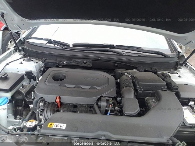 Photo 9 VIN: 5NPE24AF8HH446647 - HYUNDAI SONATA 