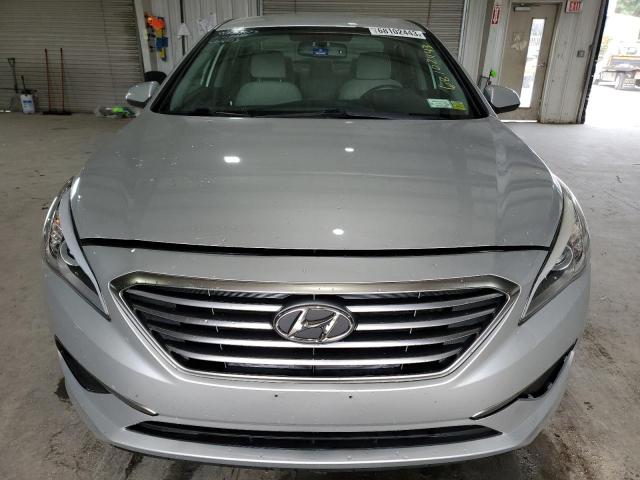 Photo 4 VIN: 5NPE24AF8HH452559 - HYUNDAI SONATA SE 