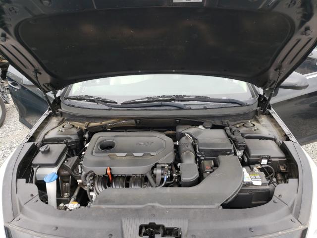 Photo 6 VIN: 5NPE24AF8HH452948 - HYUNDAI SONATA SE 