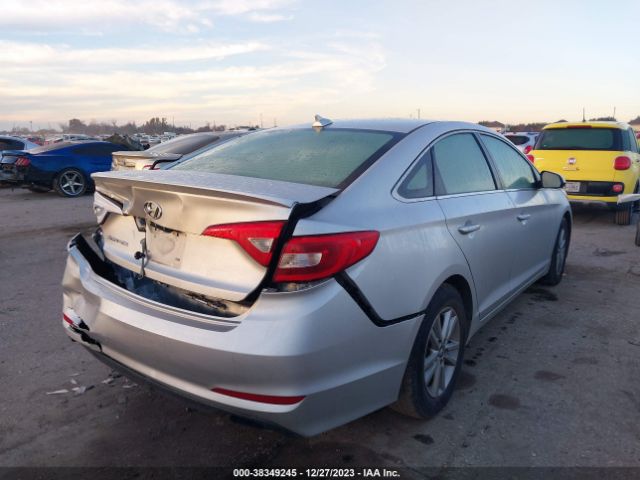 Photo 3 VIN: 5NPE24AF8HH462167 - HYUNDAI SONATA 