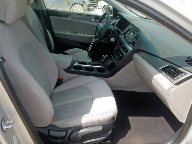 Photo 4 VIN: 5NPE24AF8HH464226 - HYUNDAI SONATA SE 