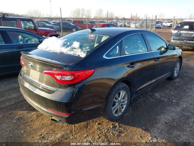 Photo 3 VIN: 5NPE24AF8HH469734 - HYUNDAI SONATA 