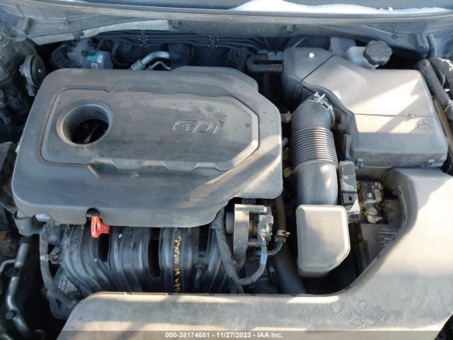 Photo 9 VIN: 5NPE24AF8HH469734 - HYUNDAI SONATA 