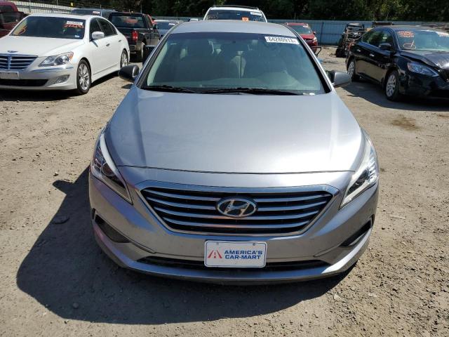 Photo 4 VIN: 5NPE24AF8HH477056 - HYUNDAI SONATA 