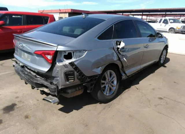 Photo 3 VIN: 5NPE24AF8HH483827 - HYUNDAI SONATA 