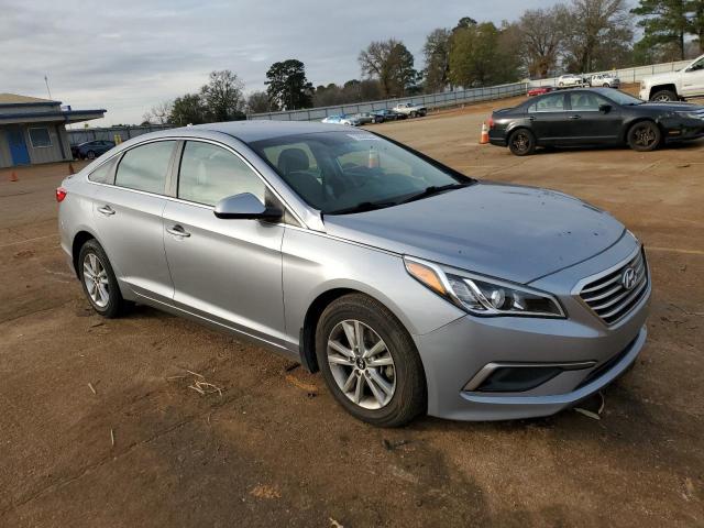 Photo 3 VIN: 5NPE24AF8HH488851 - HYUNDAI SONATA SE 