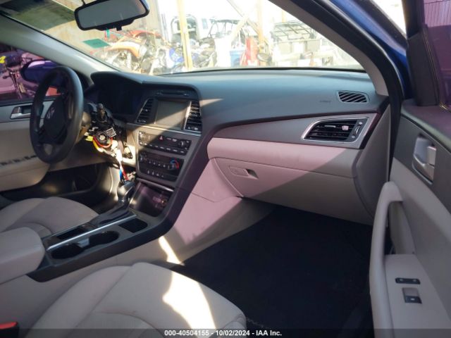 Photo 4 VIN: 5NPE24AF8HH504367 - HYUNDAI SONATA 