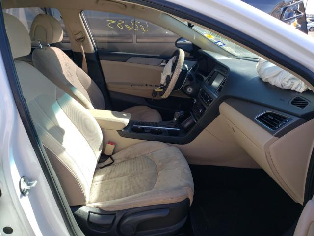 Photo 4 VIN: 5NPE24AF8HH511304 - HYUNDAI SONATA SE 