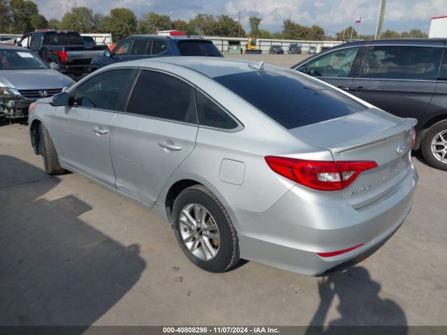 Photo 2 VIN: 5NPE24AF8HH520973 - HYUNDAI SONATA 