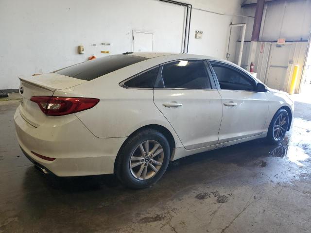 Photo 2 VIN: 5NPE24AF8HH521945 - HYUNDAI SONATA SE 