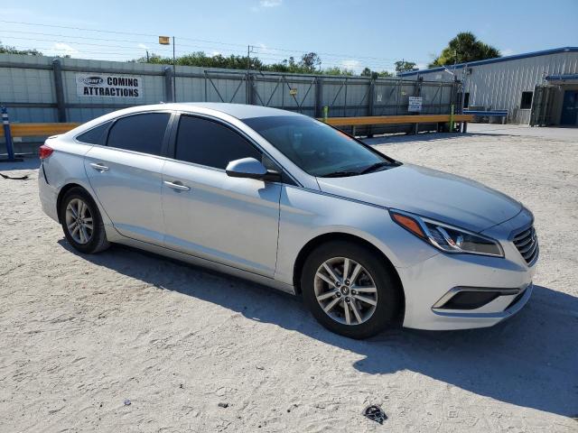 Photo 3 VIN: 5NPE24AF8HH530046 - HYUNDAI SONATA SE 