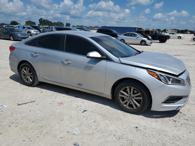 Photo 3 VIN: 5NPE24AF8HH530418 - HYUNDAI SONATA SE 