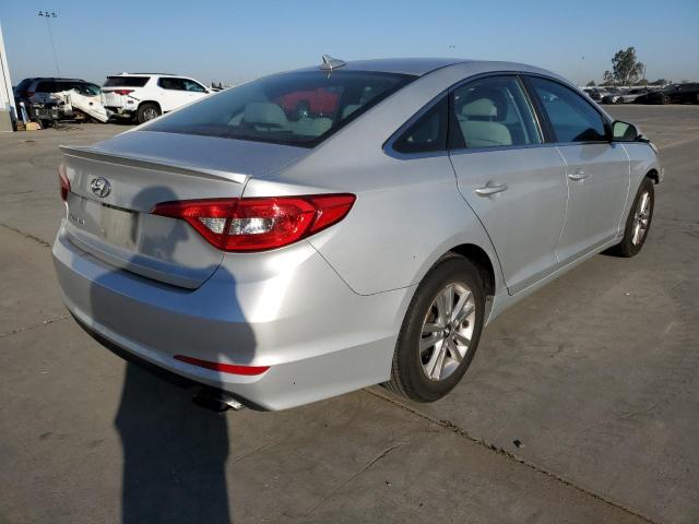 Photo 3 VIN: 5NPE24AF8HH532850 - HYUNDAI SONATA SE 