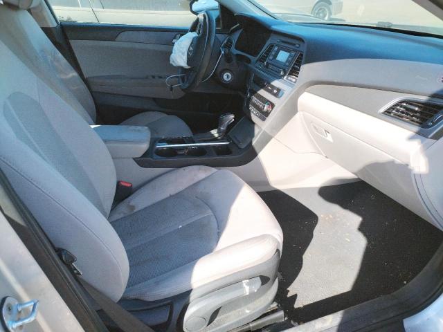 Photo 4 VIN: 5NPE24AF8HH532850 - HYUNDAI SONATA SE 