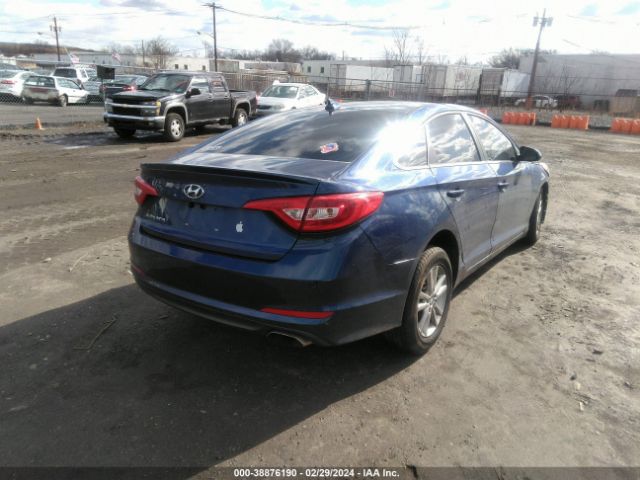 Photo 3 VIN: 5NPE24AF8HH537577 - HYUNDAI SONATA 