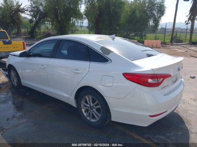 Photo 2 VIN: 5NPE24AF8HH543511 - HYUNDAI SONATA 