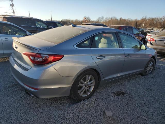 Photo 2 VIN: 5NPE24AF8HH557313 - HYUNDAI SONATA SE 