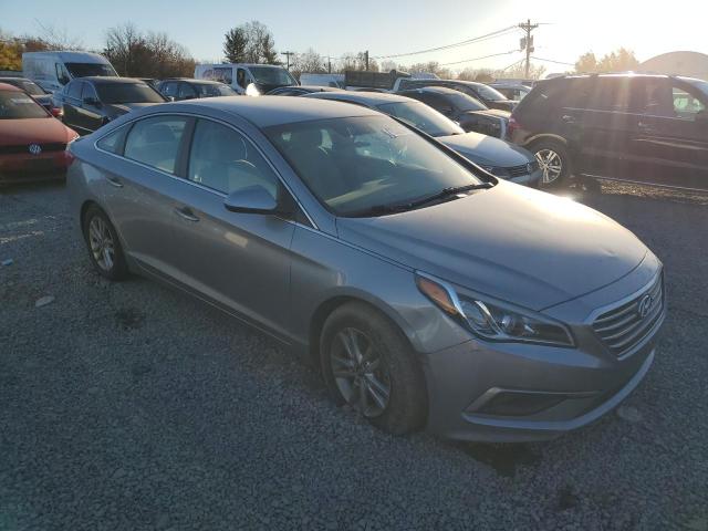 Photo 3 VIN: 5NPE24AF8HH557313 - HYUNDAI SONATA SE 