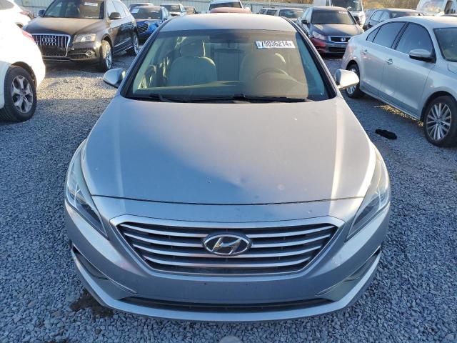 Photo 4 VIN: 5NPE24AF8HH557313 - HYUNDAI SONATA SE 